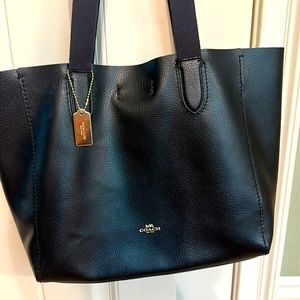 Authentic Coach Derby Tote, Great condition